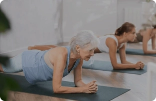 Aula de pilates para idosos